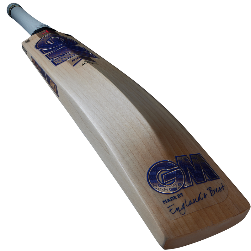 Gunn & Moore Brava Signature Cricket Bat