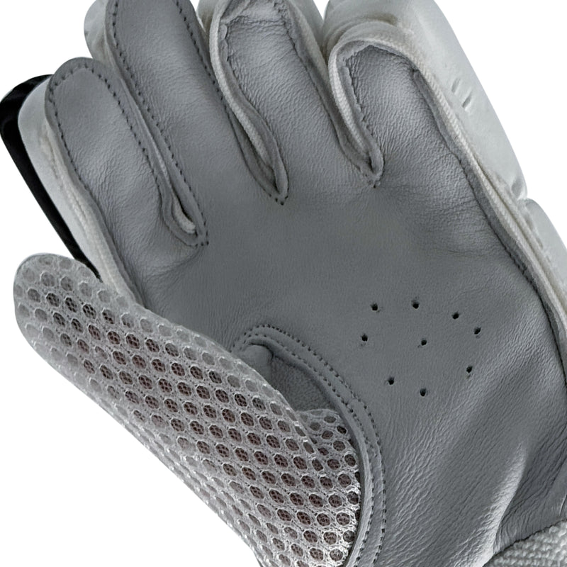 DS 1.3 Junior Batting Gloves White/Black