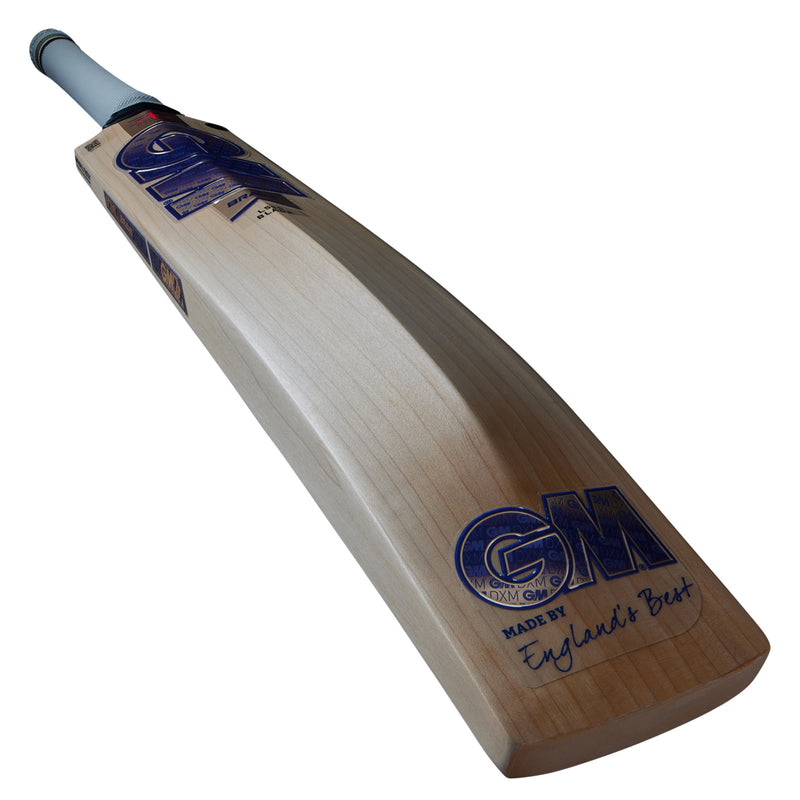 Gunn & Moore Brava 606 Cricket Bat-2025